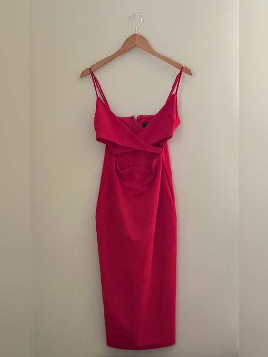 Lulus Dresses & Skirts - Lulu's Red bodycon Midi Dress